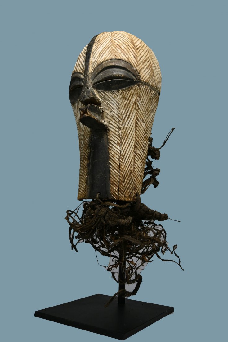 A Miniature Luba Kifwebe African mask (1 of 8)