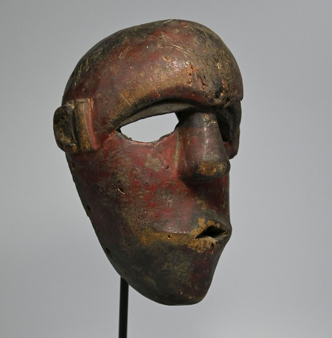 A Very Old Ogoni Elu Mask (1 of 7)