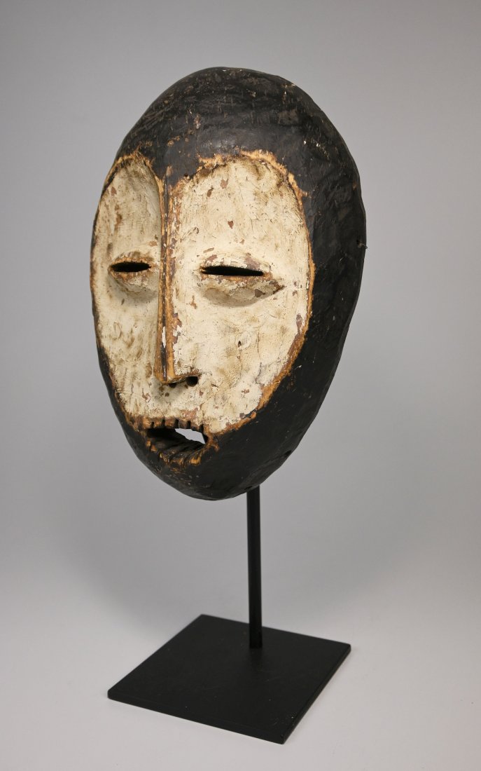 A Lega Bwami society Mask Ex Leonard Kahan Gallery 1980 (1 of 7)