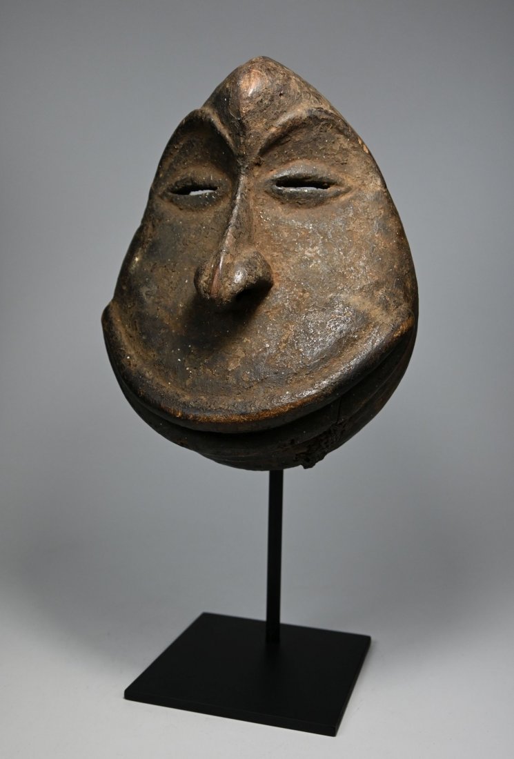 A Fine Old Hemba Sokomutu Monkey mask (1 of 12)