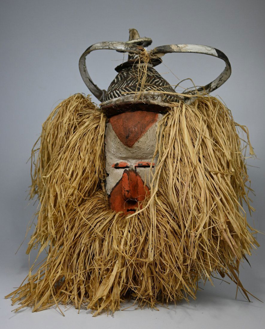 Yaka Mkunda Initiation Mask Ex Rev. Lawson Mooney 1965 (1 of 10)