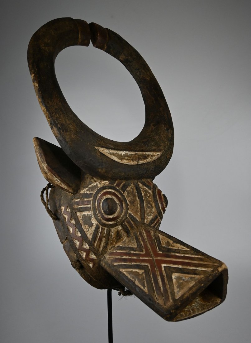 A Bwa Bushcow Dance mask Ex Robert Banks Collection (1 of 8)