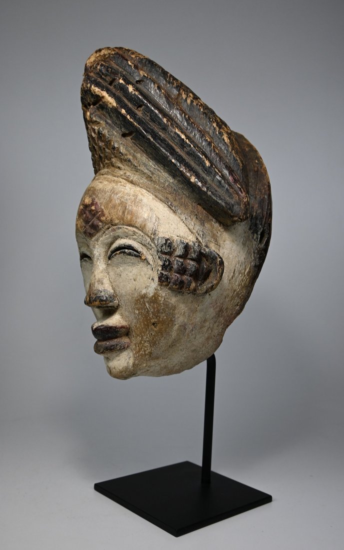 A Punu African Mask (1 of 8)