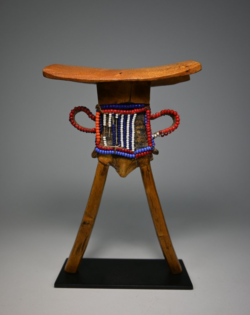 Fine Old Pokot Head Rest Ex Oliver Klejman, Paris 1998 (1 of 6)