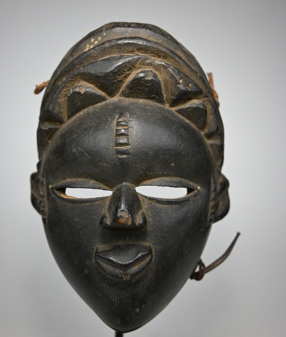 A Sweet Faced Ibibio African mask (1 of 9)
