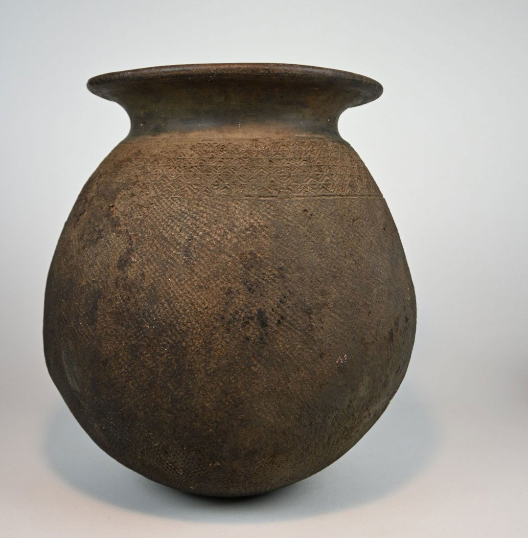 LG Native American Ceremonial Olla Clay pot Ex Museum (1 of 6)