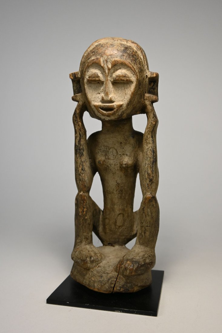 A Holo Healing fetish sculpture (1 of 6)