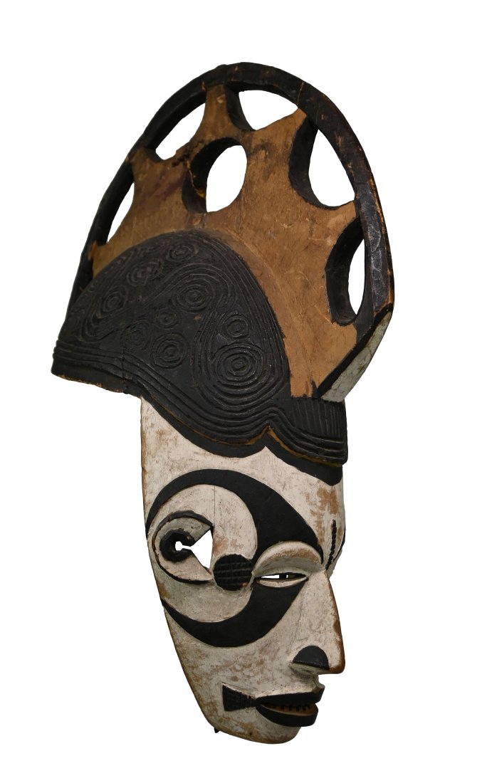 A Fine Igbo Agbogho Mmwo African mask (1 of 9)