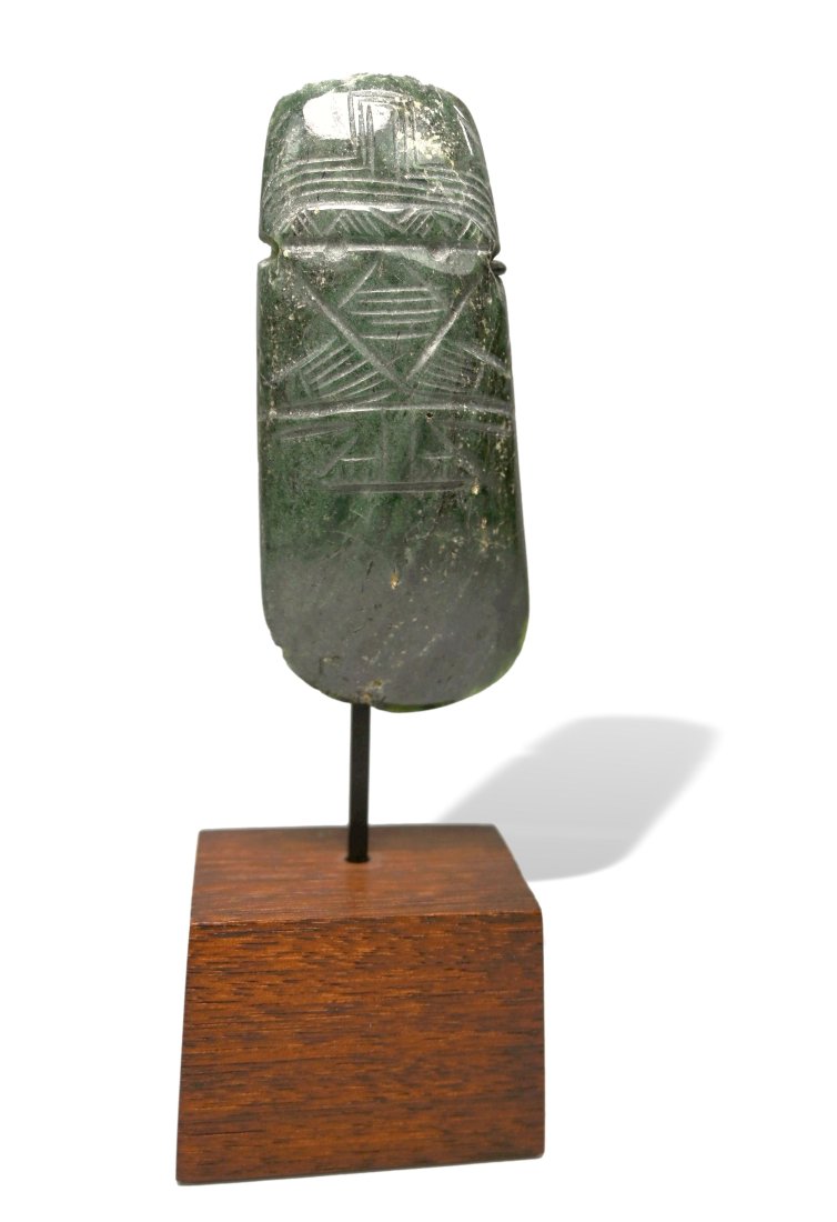 Ancient Precolumbian Jade Axe God pendant (1 of 5)
