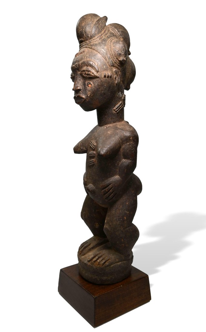 A Baule Female Sculpture (1 of 8)