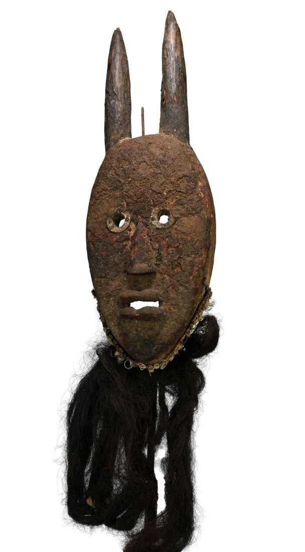 Encrusted Dan mask with Horns collected 1948 (1 of 8)