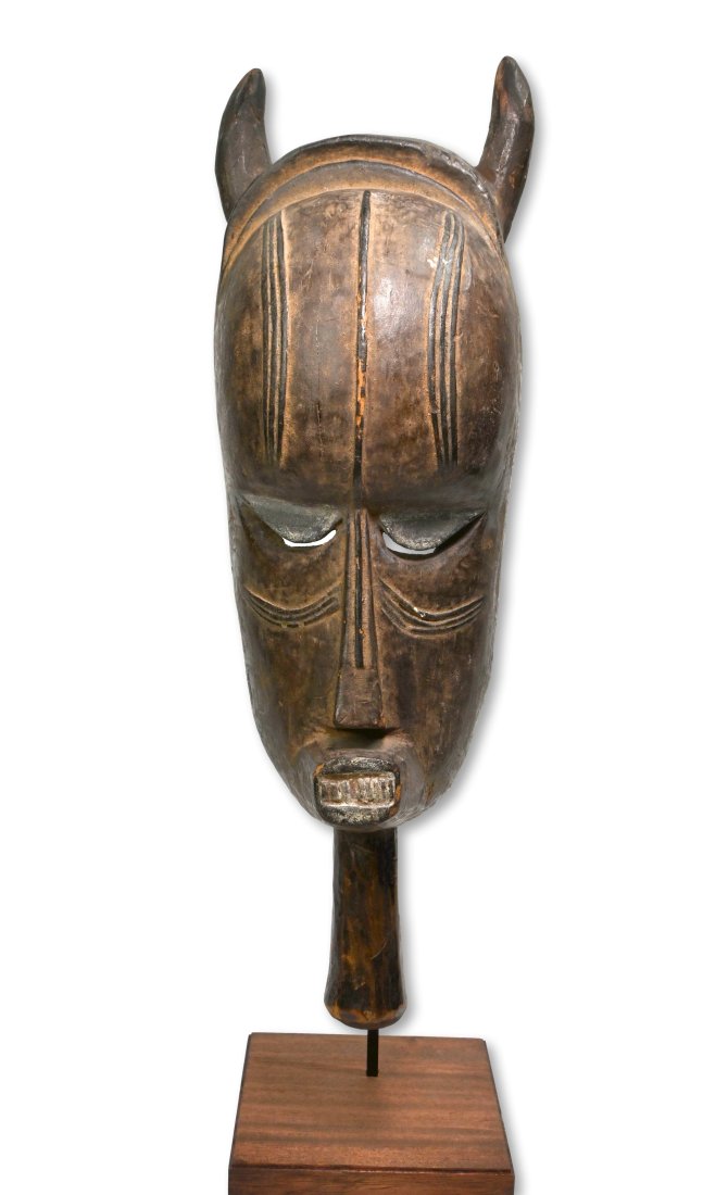 A Rare Urhobo African Mask Ex William Wright NY (1 of 6)
