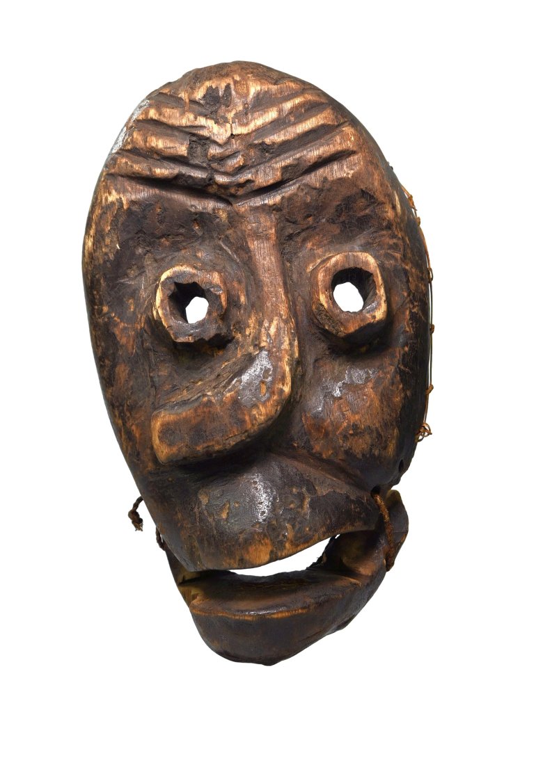 A Pende Mbangu Deformity mask (1 of 5)