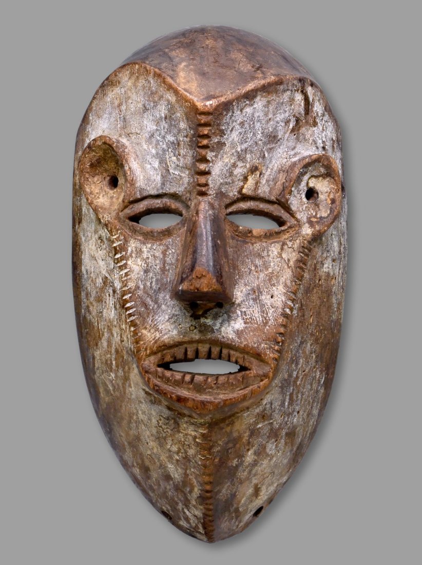 A Ngbaka African Mask (1 of 6)