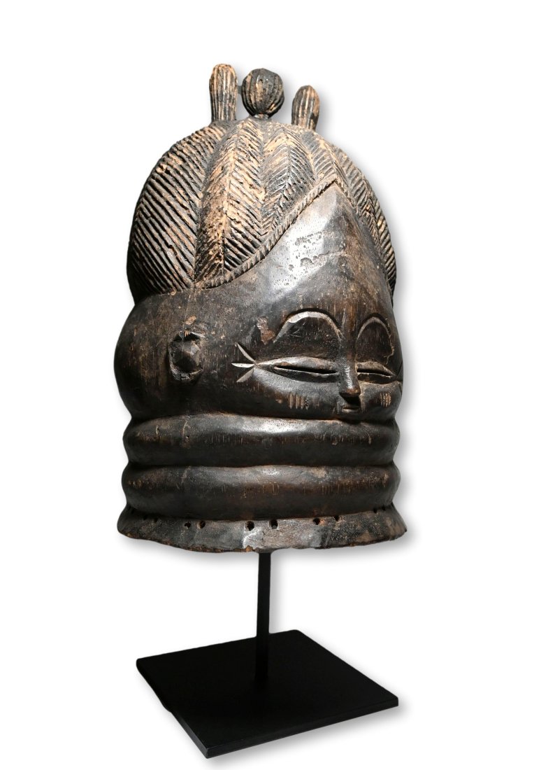 A Mende Bundu Helmet Mask (1 of 10)