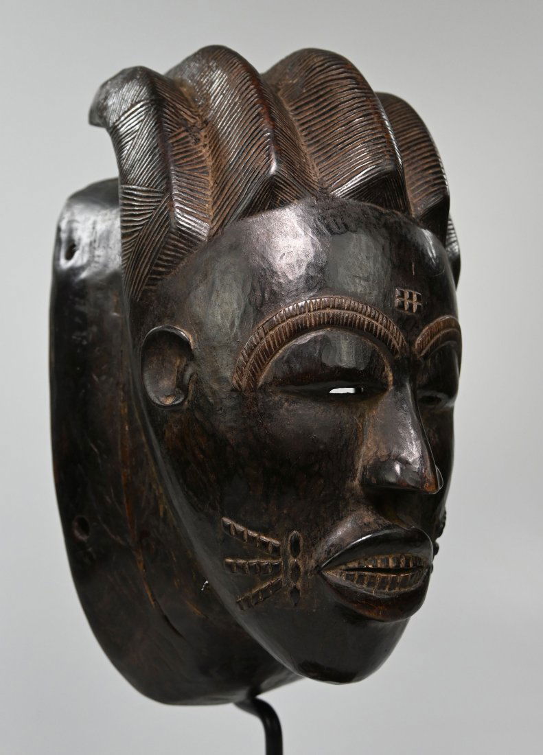 A Baule Gba Gba Portrait Mask (1 of 10)