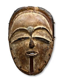 A Vuvi African Mask (1 of 7)