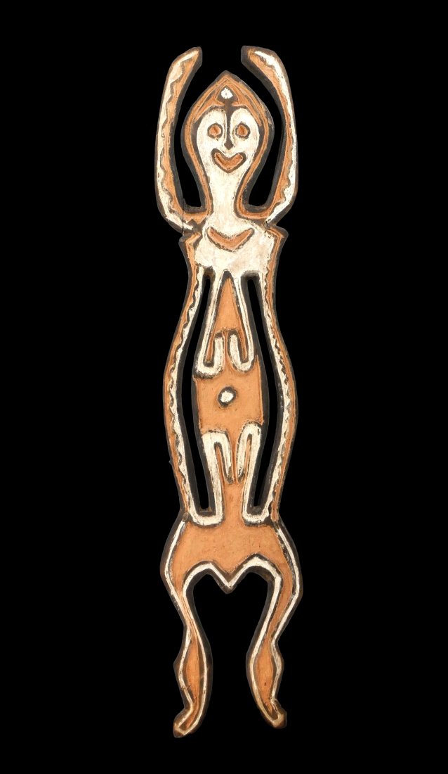 A Rare Bioma Sculpture from the Era River (1 of 4)