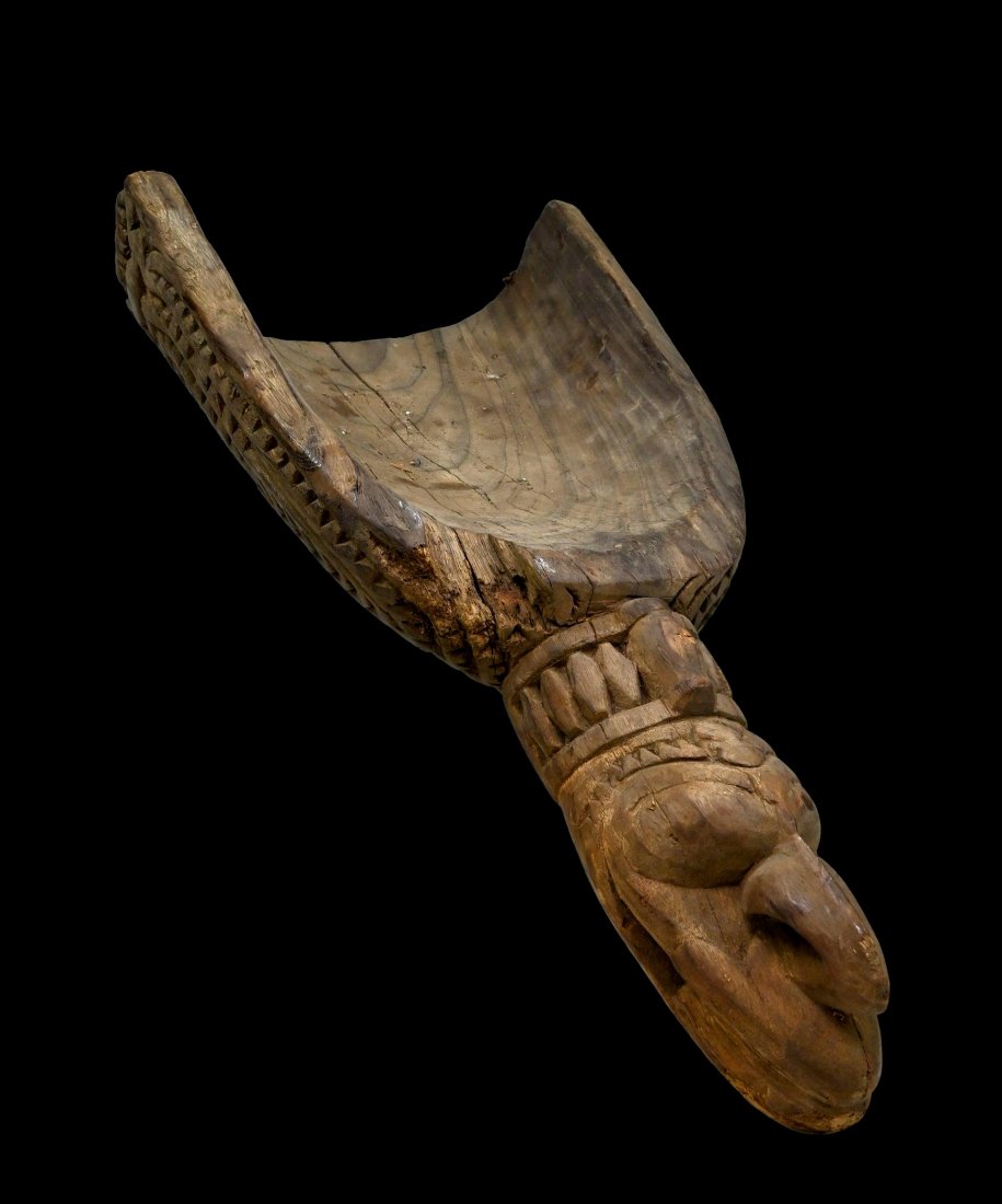 A Ramu River Canoe Prow (1 of 4)