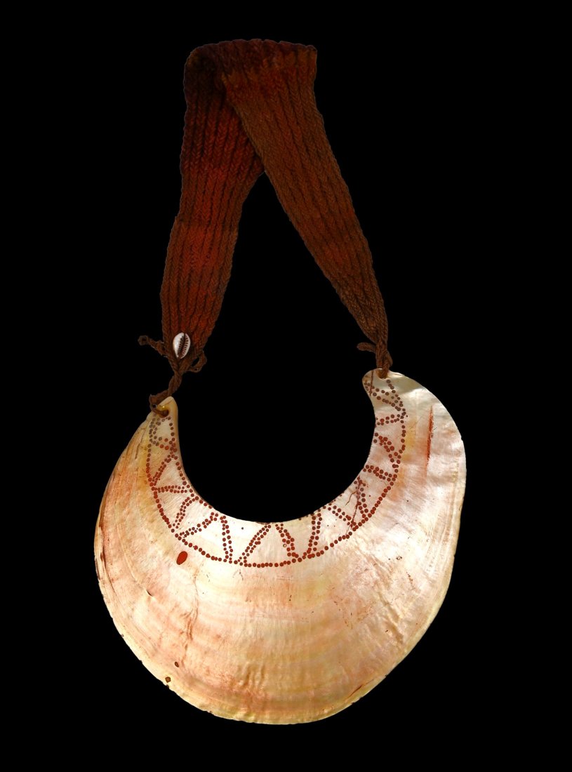 Lot of Two Kina Necklace (1 of 2)