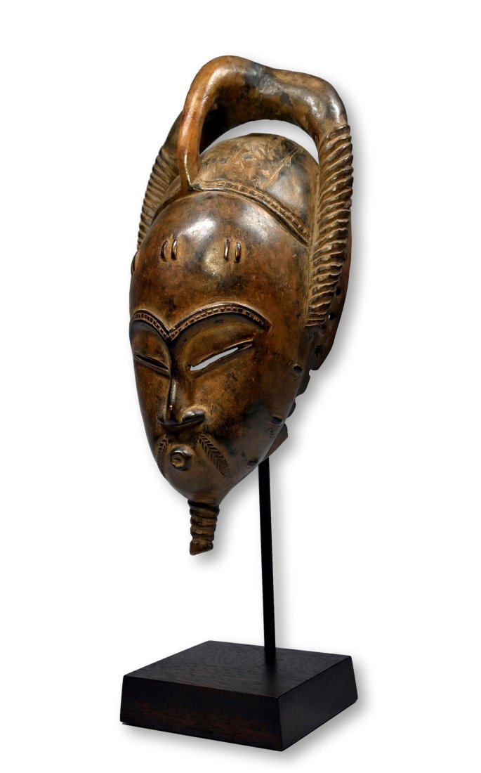 A Fine Guro African Mask (1 of 9)