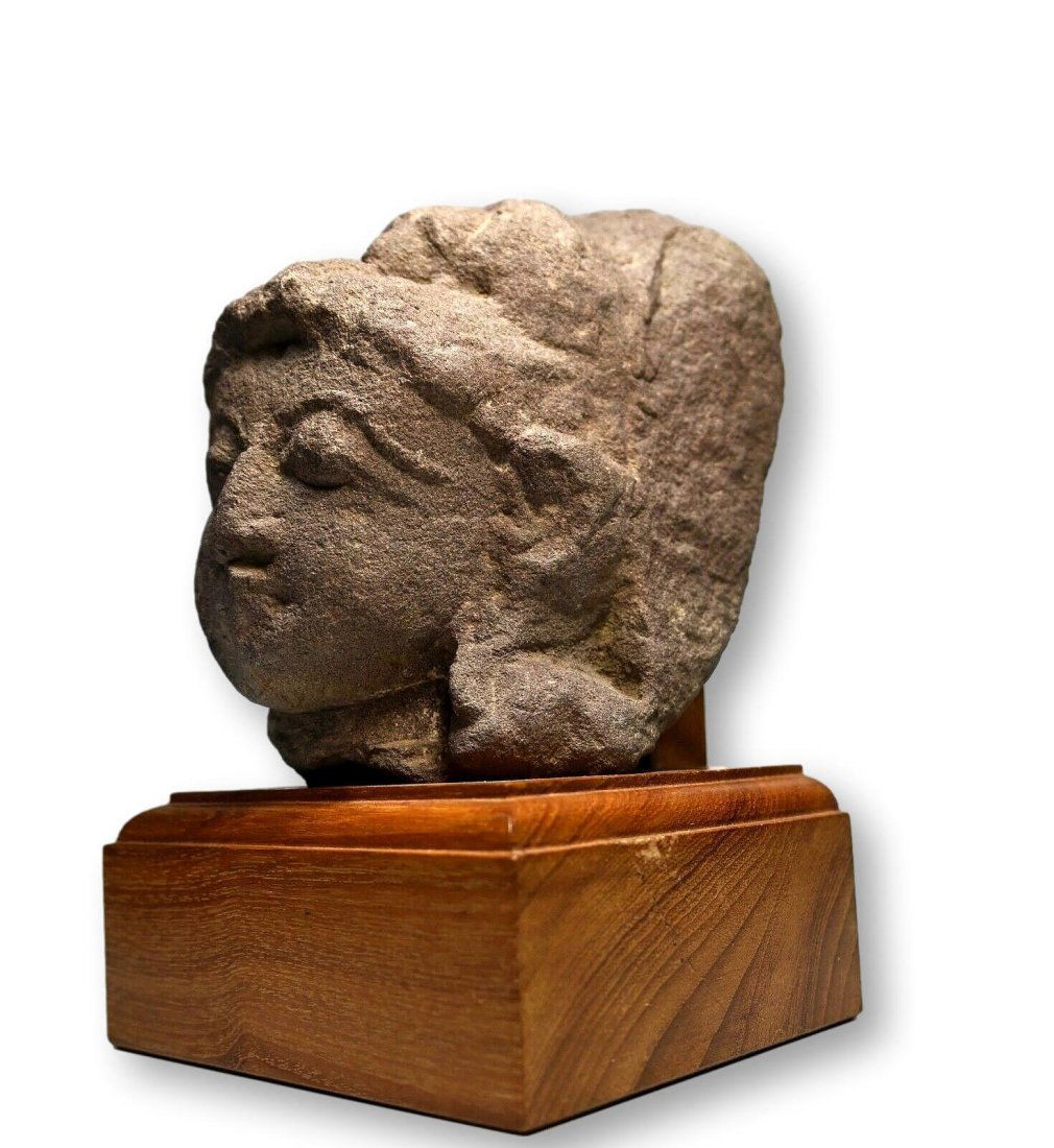 1000 Year Old Stone Sculpture of Vishnu (1 of 5)