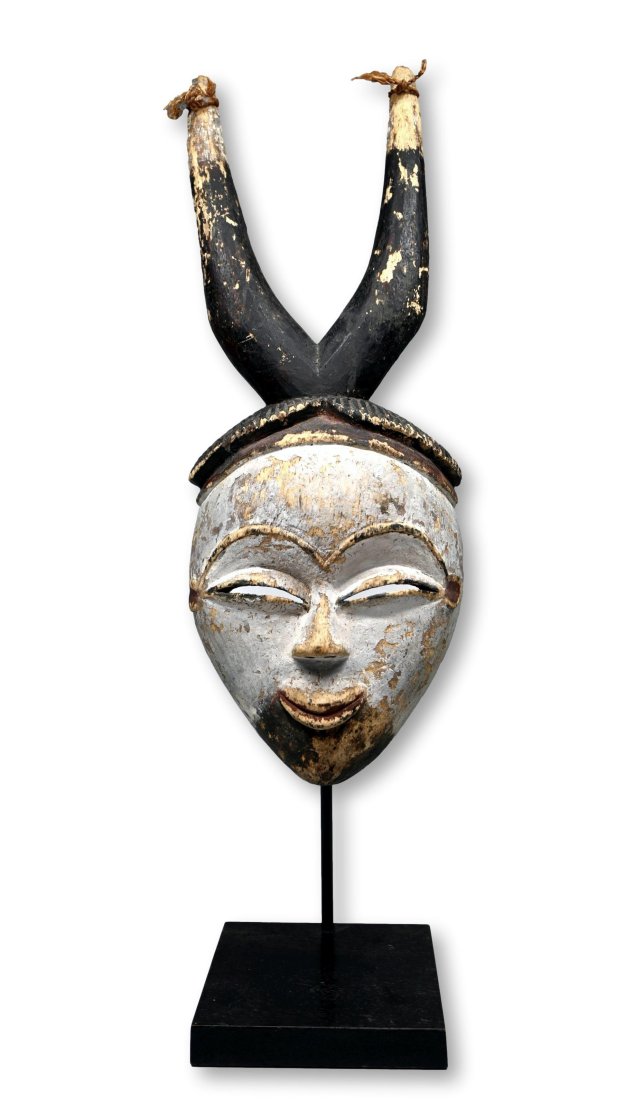 A Rare Punu Horned Mask Ex Galiner Collection (1 of 10)