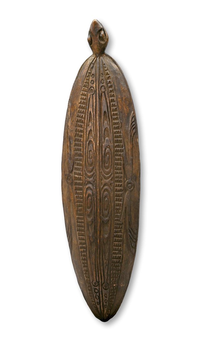 A Carved Wood Platter from Papua New Guinea (1 of 5)