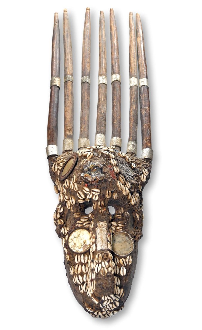 A Bold Bamana Ntomo Ceremonial mask Ex Becker Collection (1 of 7)