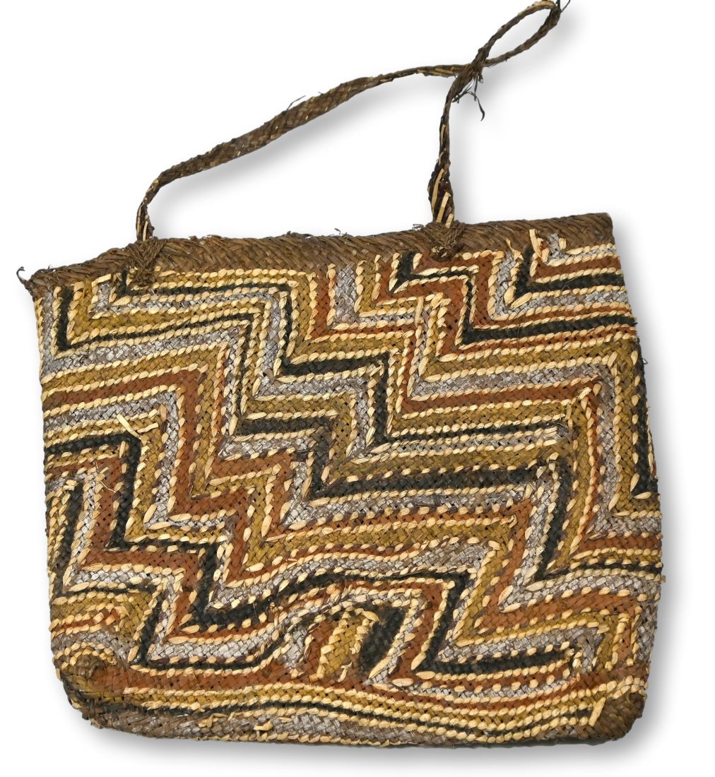 A Rare Suki Woven Bag Collected by George Craig in 1966 (1 of 3)