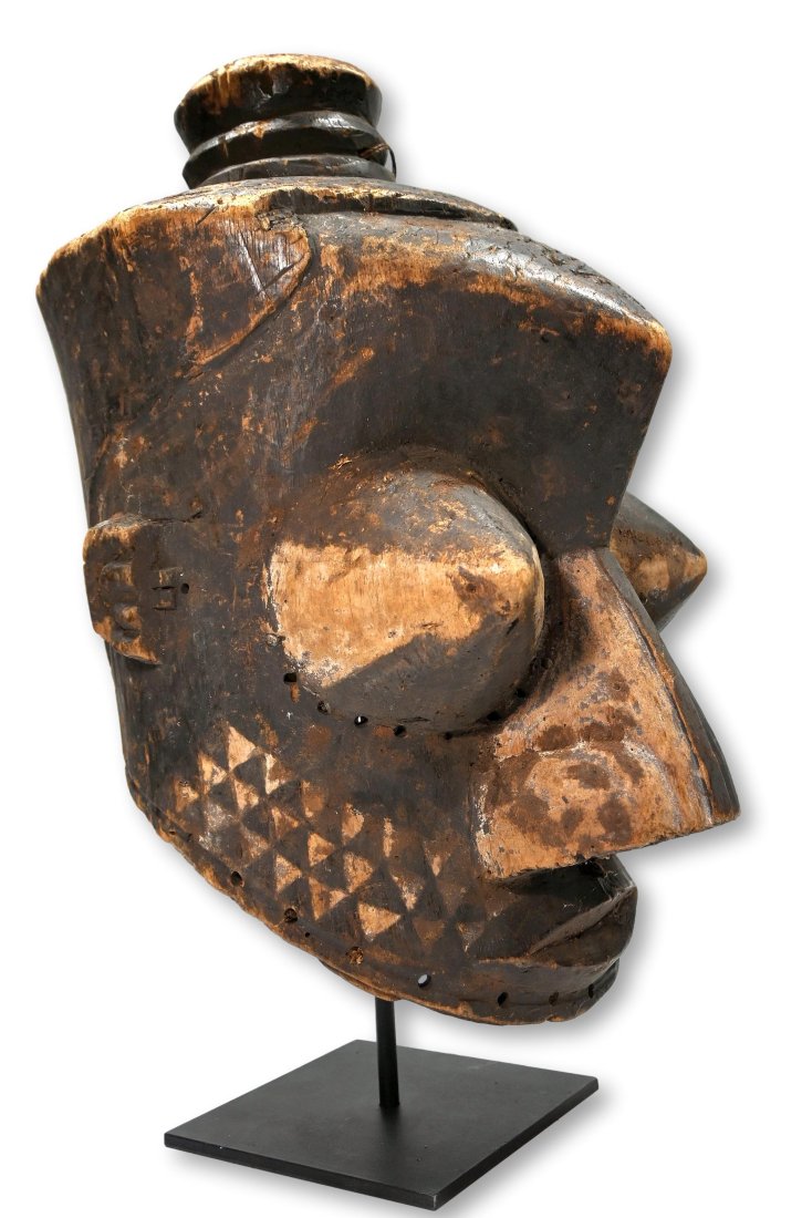 A Kuba Kete African Mask (1 of 6)