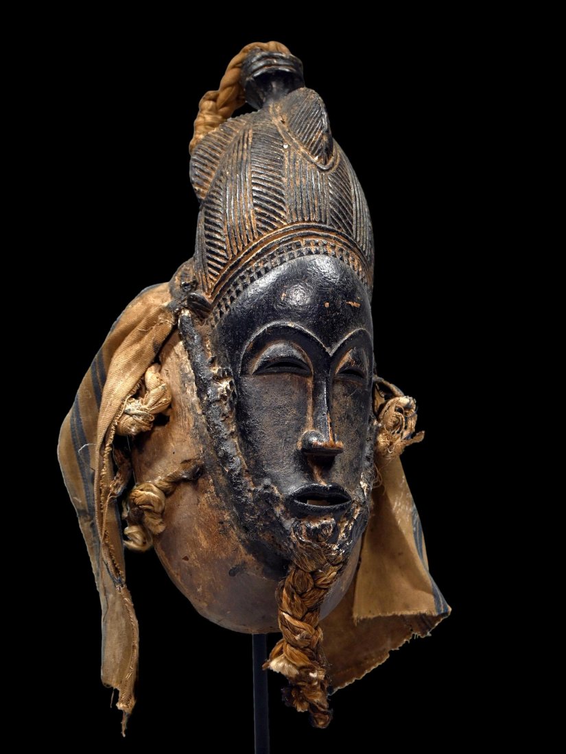 A Fine Old Baule Mask Ex Scanzi Collection (1 of 8)