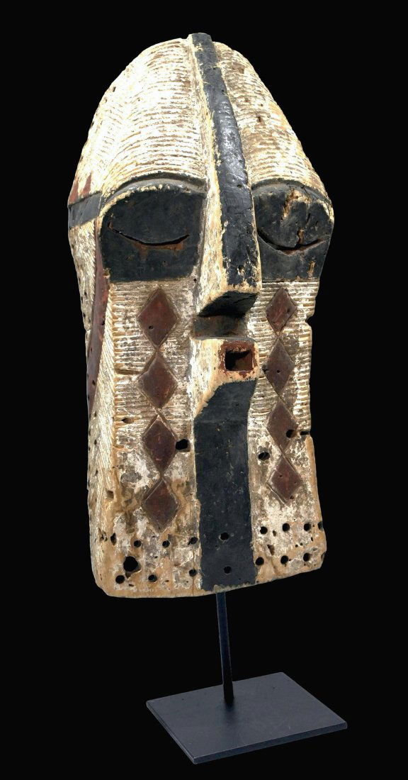 A Luba Kifwebe African Mask (1 of 11)