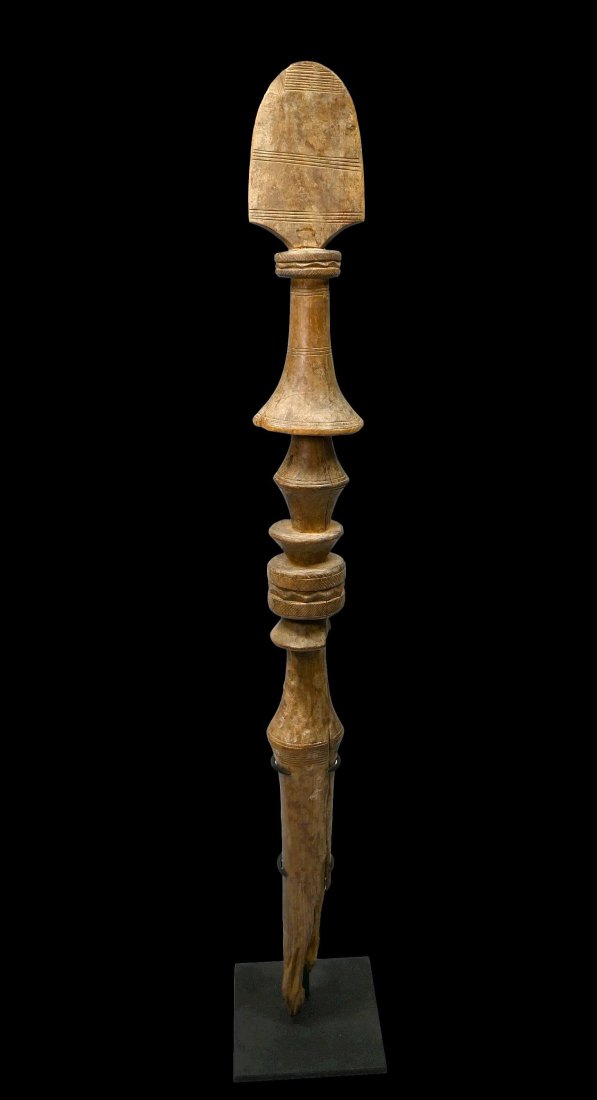 Old Tuareg Tent Post stake (1 of 5)