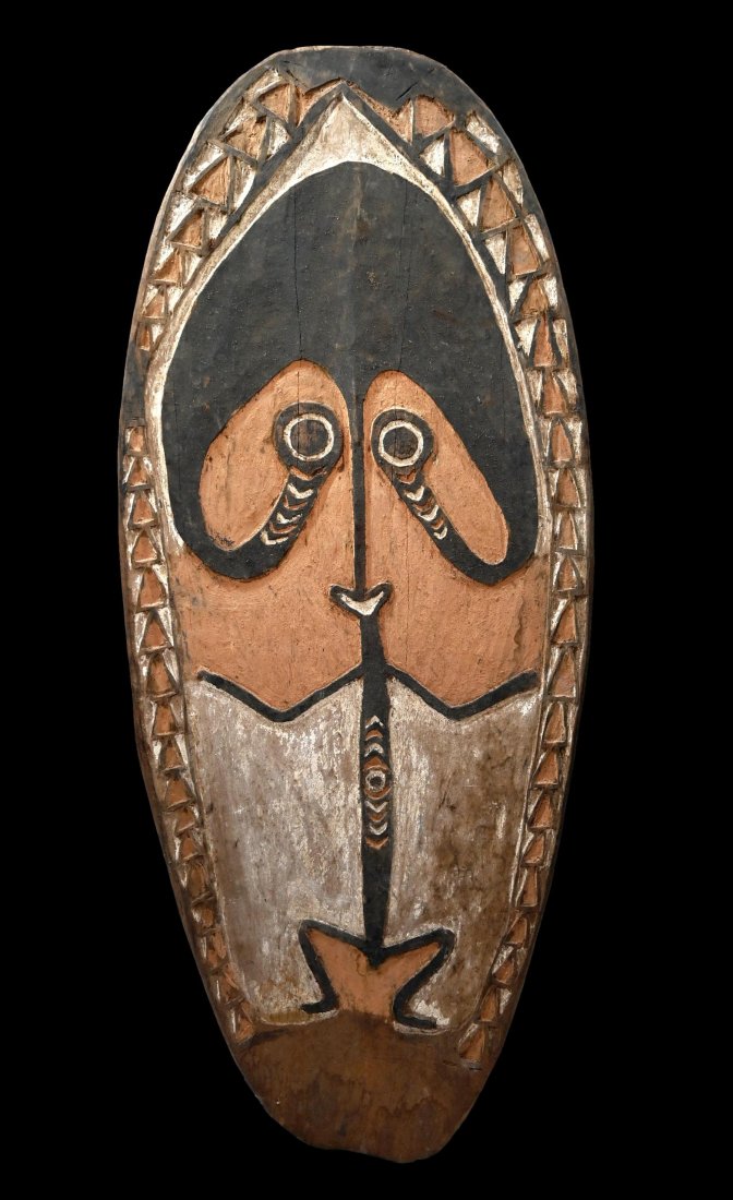 A Fine Old Kerewa Spirit Board Field Collected by George Craig (1 of 5)