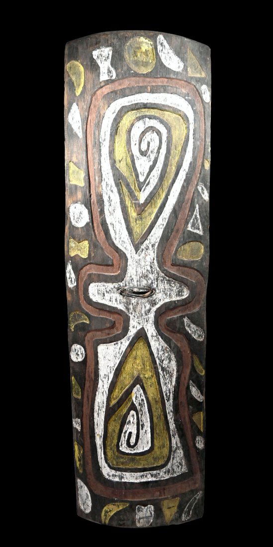 A Star Mountain Shield with Ornate Design (1 of 5)