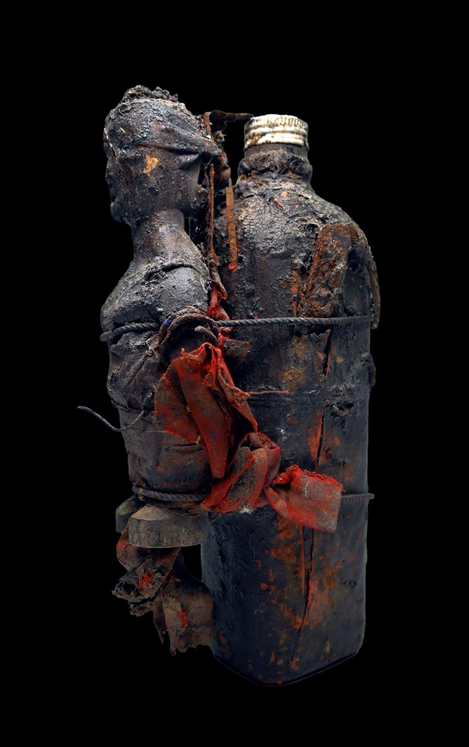 A Fon Gin Bottle Magic fetish Ex Simmons Collection (1 of 8)