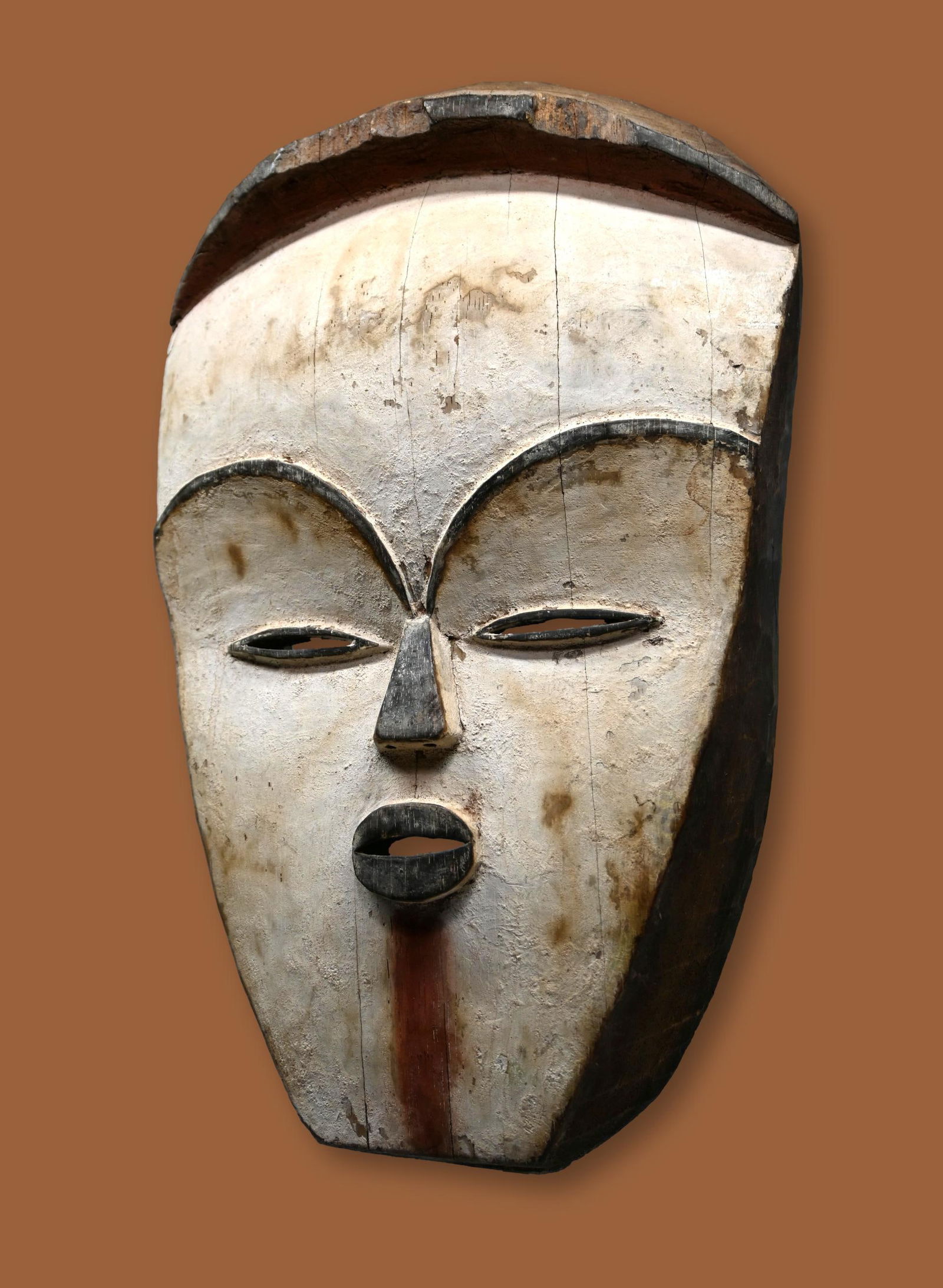 A Vuvi Mask Ex Barthels Collection (1 of 6)