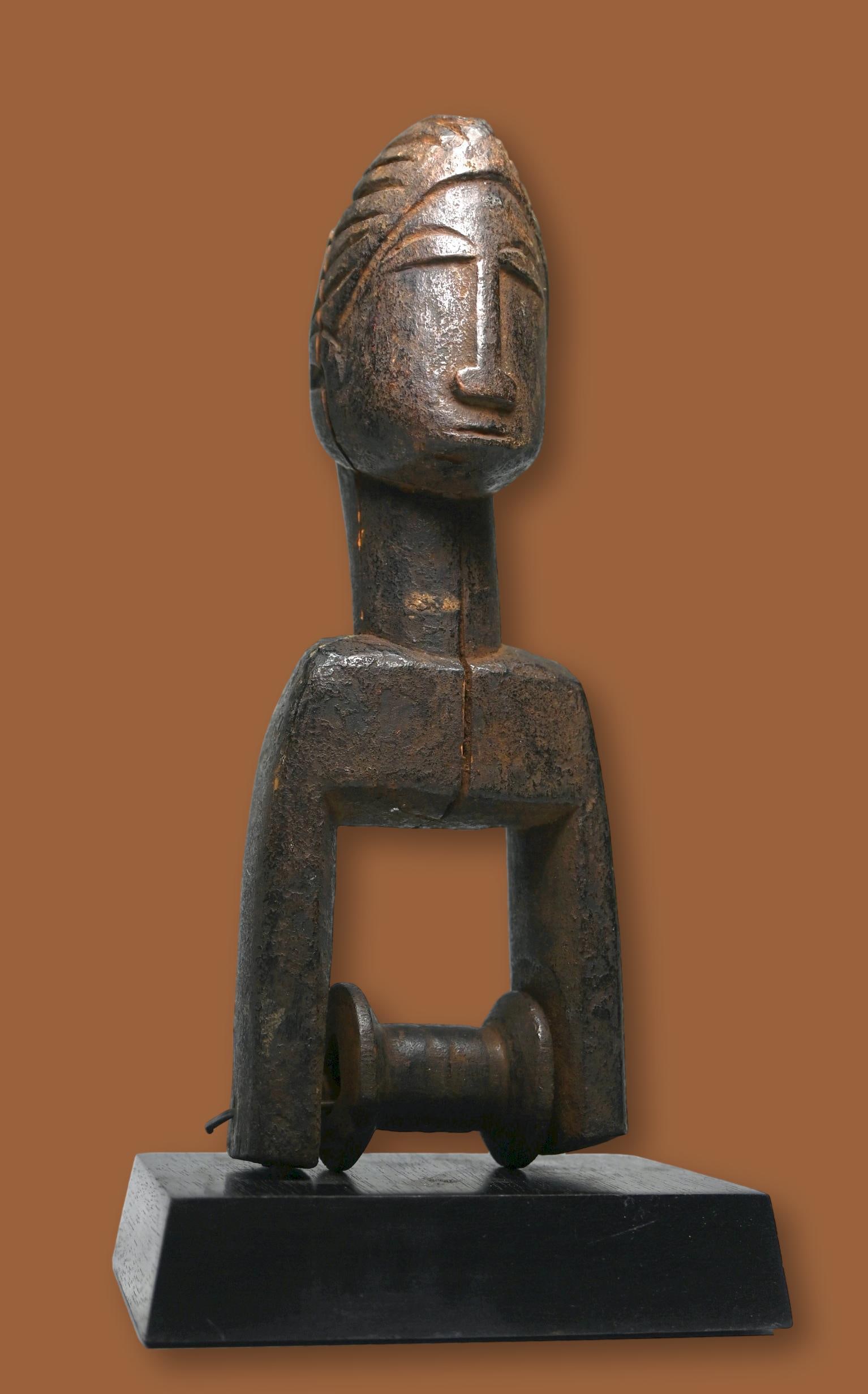 A Baule Heddle Weaving Pulley Ex Endicott Collection (1 of 5)