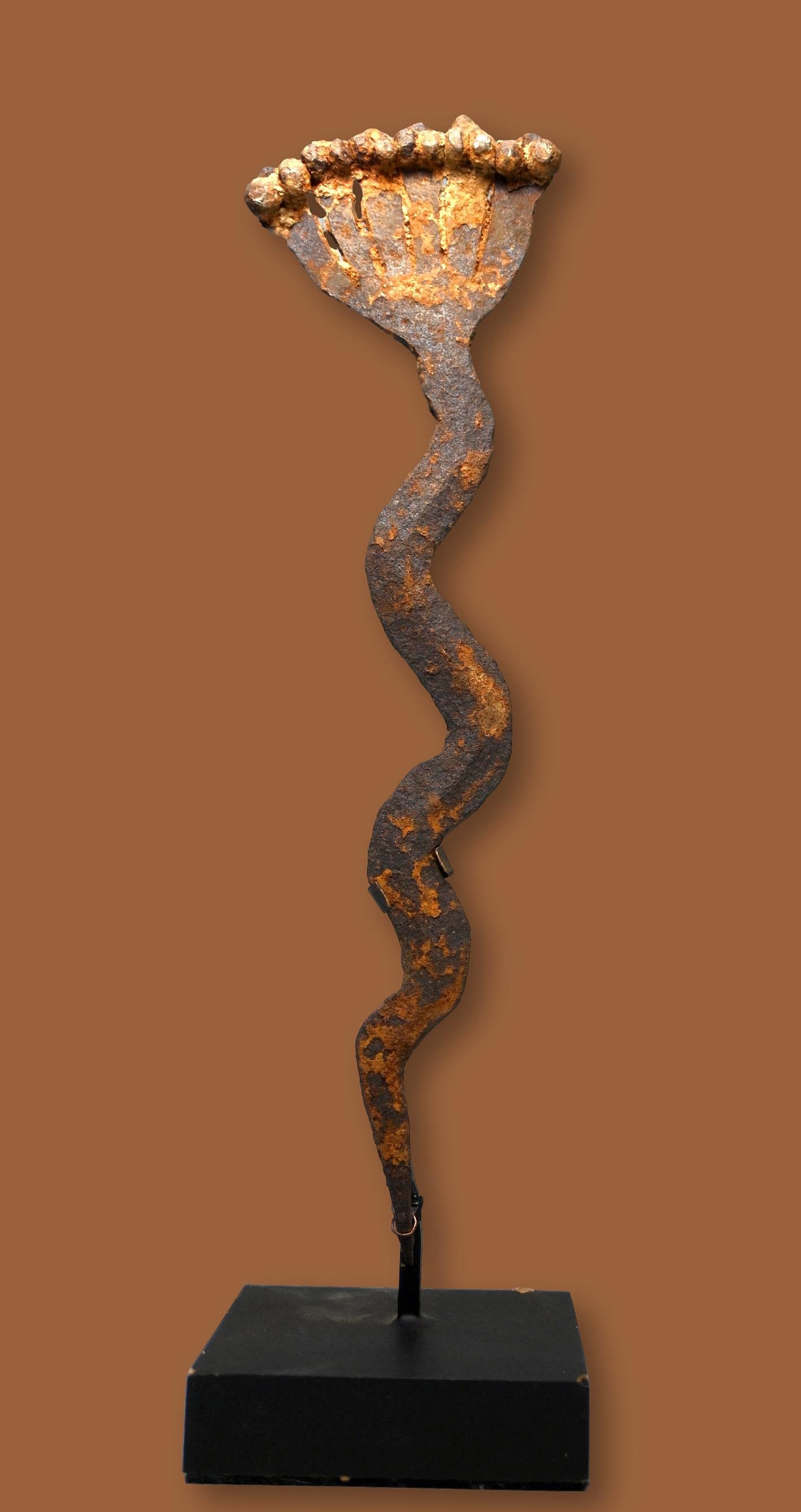 A Gan Multi Headed Iron Snake Currency Ex Kahan Gallery (1 of 4)