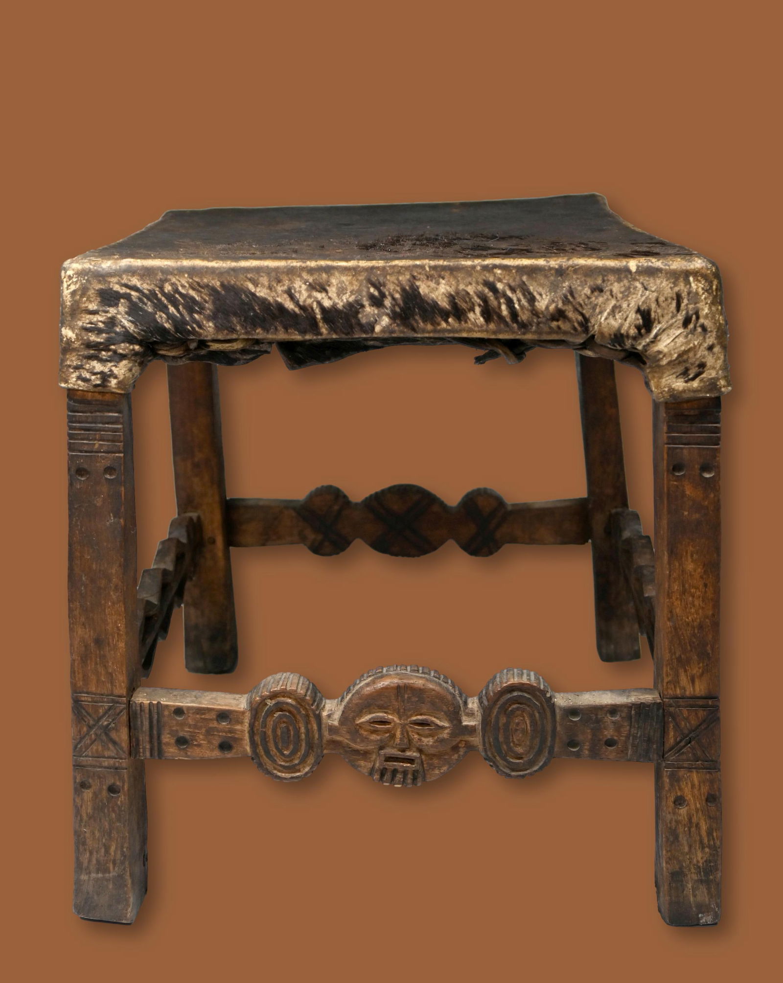 A Mbundu Stool Field Collected (1 of 9)