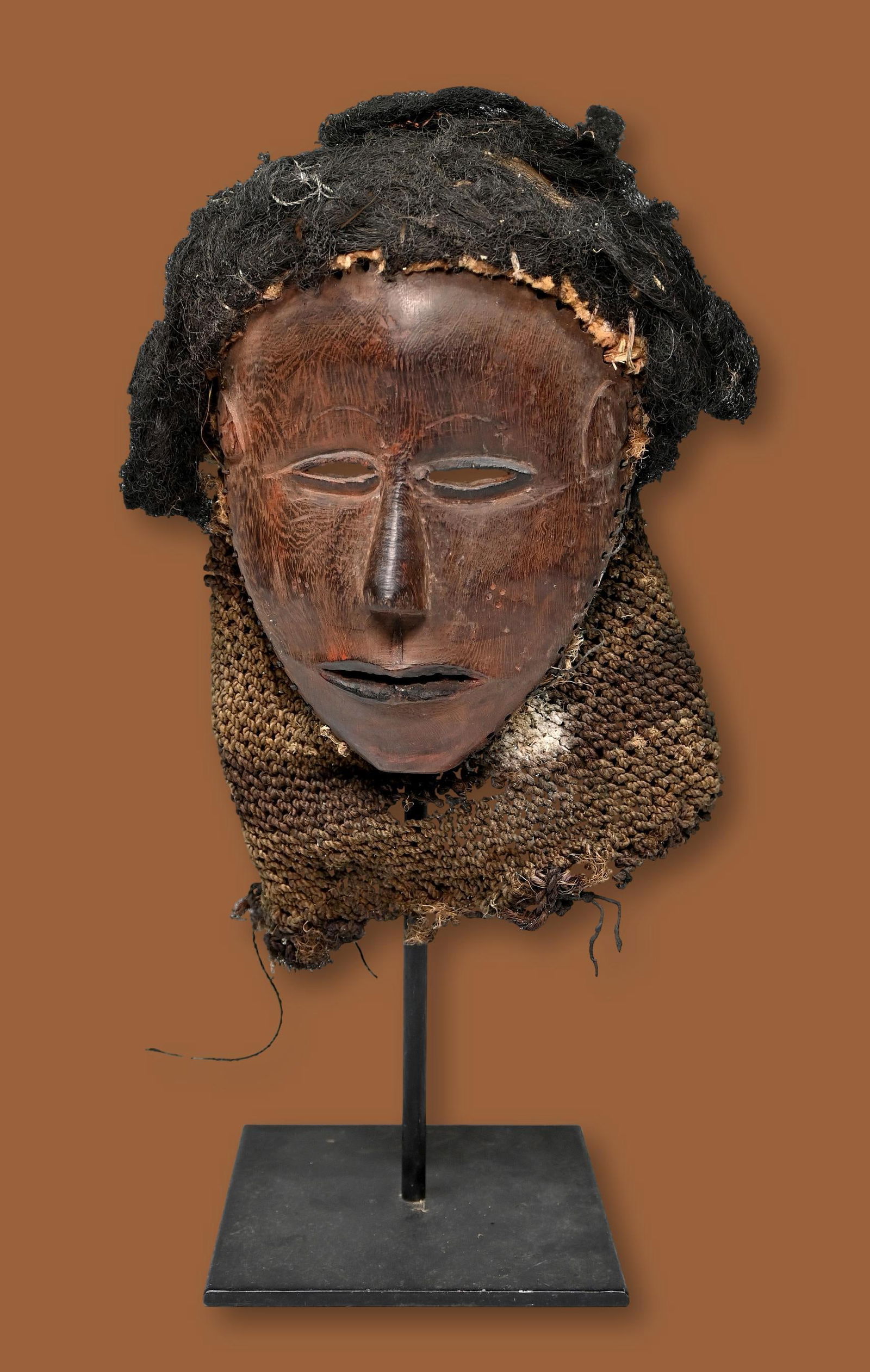 A Luena Mask Field Collected 1990 (1 of 8)