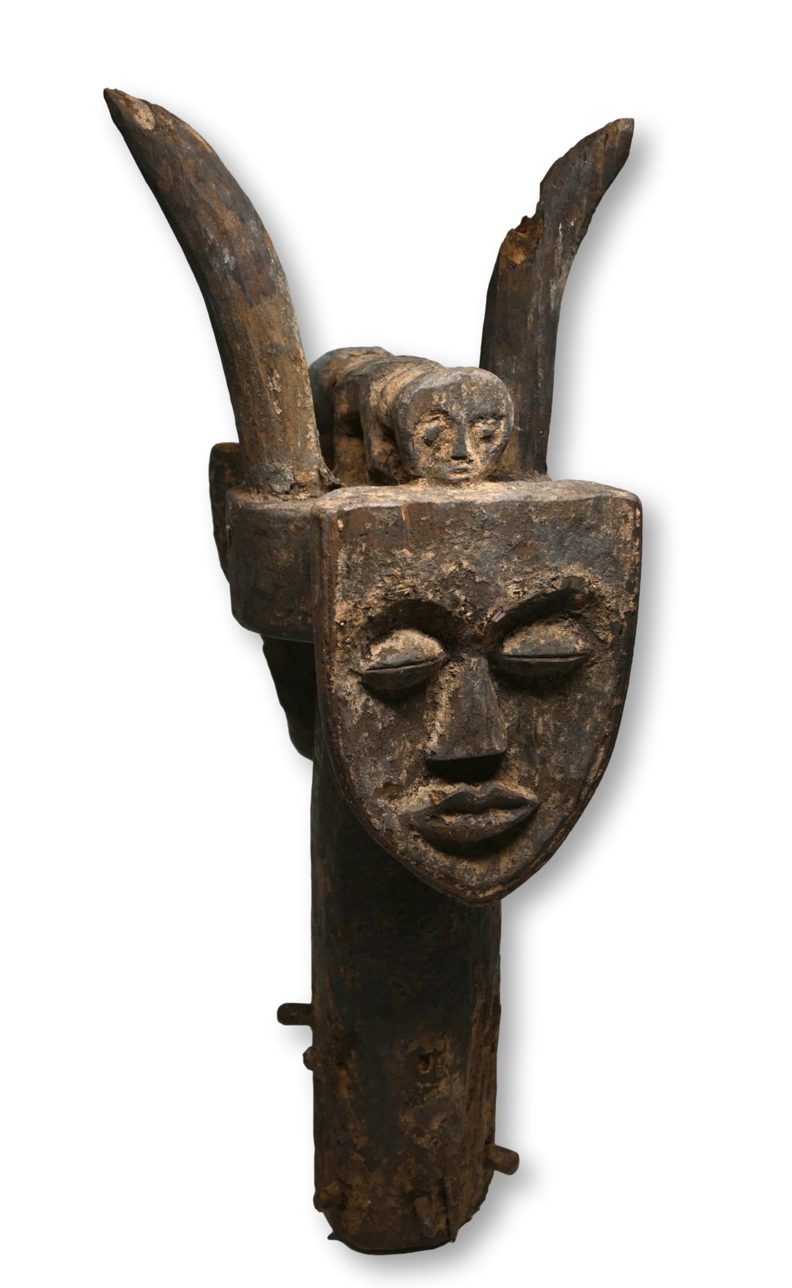 A Mambilia Shrine Sculpture (1 of 1)