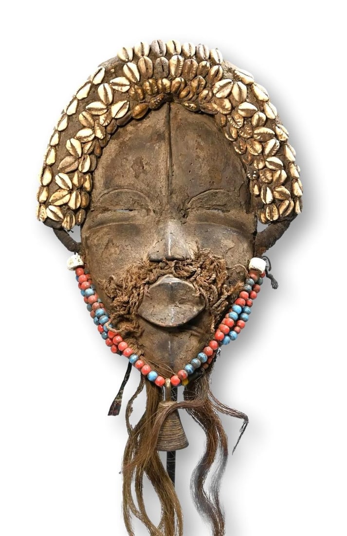 A Fine Old Dan Deangle Mask Ex Allan Stone (1 of 7)