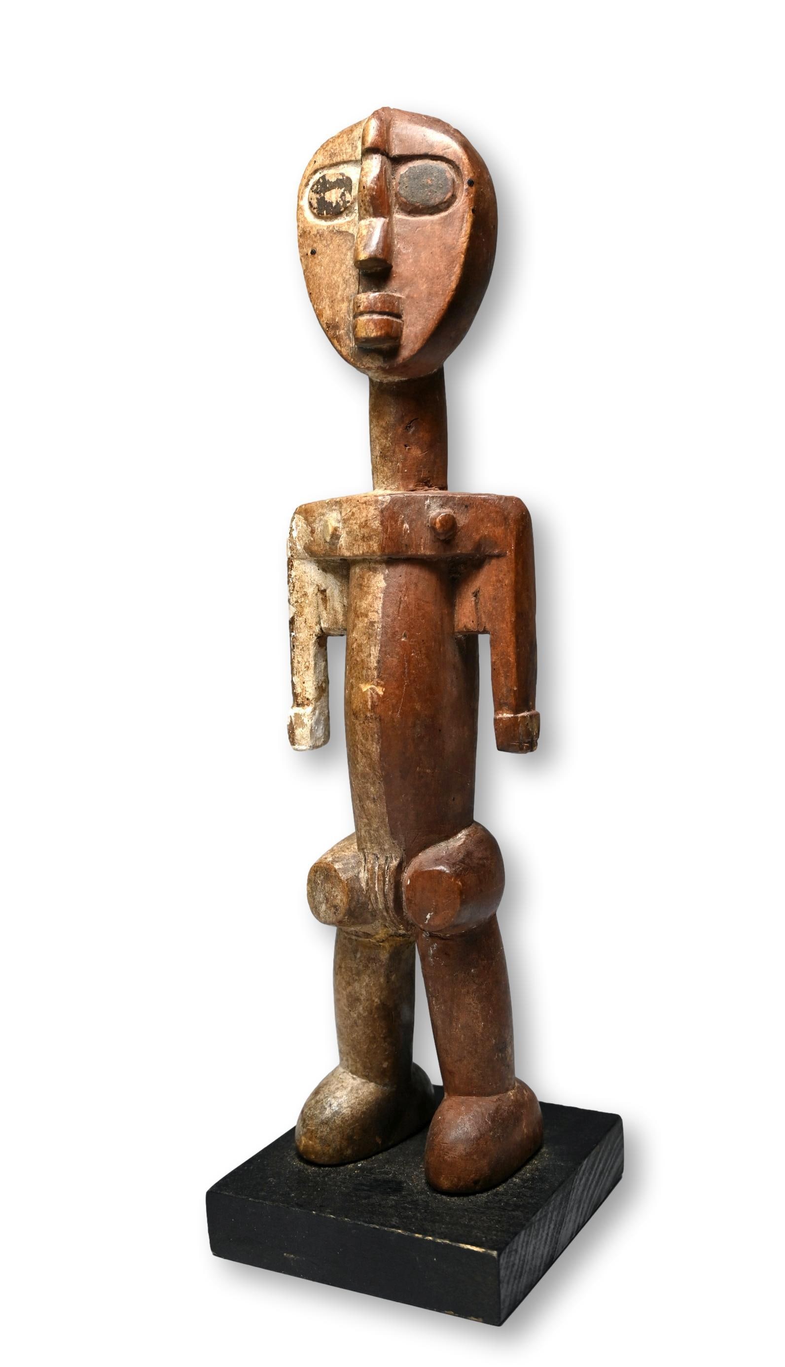 Adan Adangbe Sculpture Ex Banks Collection (1 of 1)