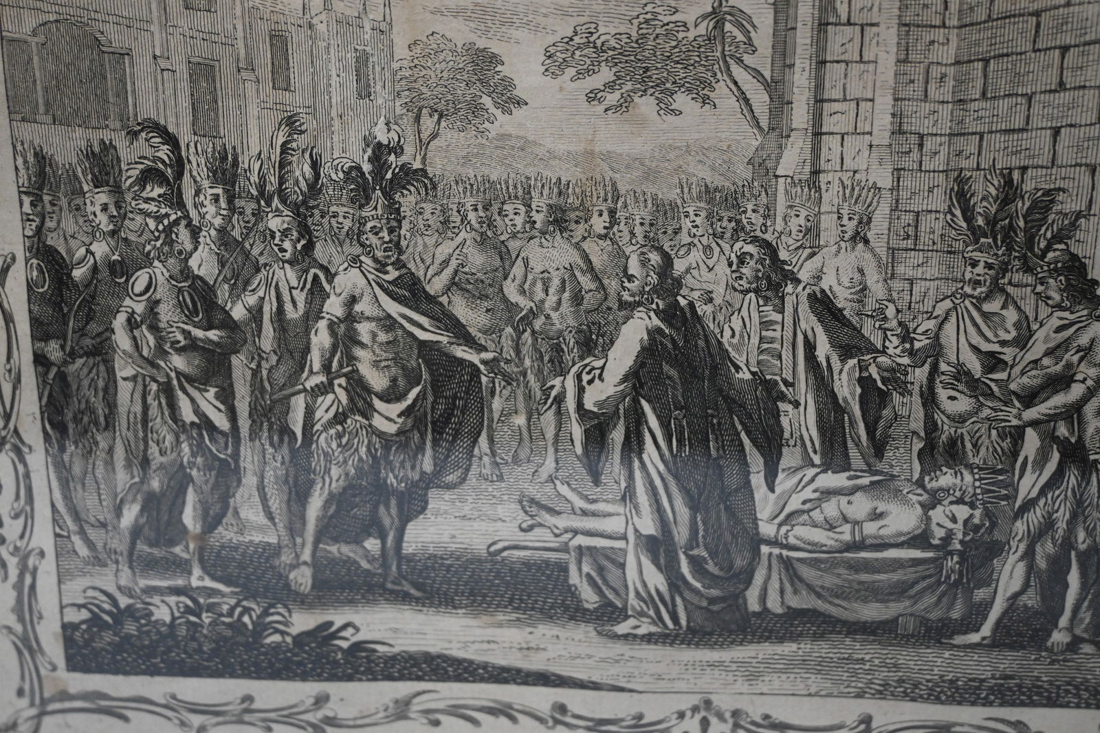 Antique Engraving Drakes Journey 1768 / Montezuma's Dead Body: Antique print titled 'The Emperor Montezuma's dead body sent out by Cortez to the Mexicans'. This engraving originates from Edward Cavendish Drakes 1768 edition of 'A New Universal Collection of Authe