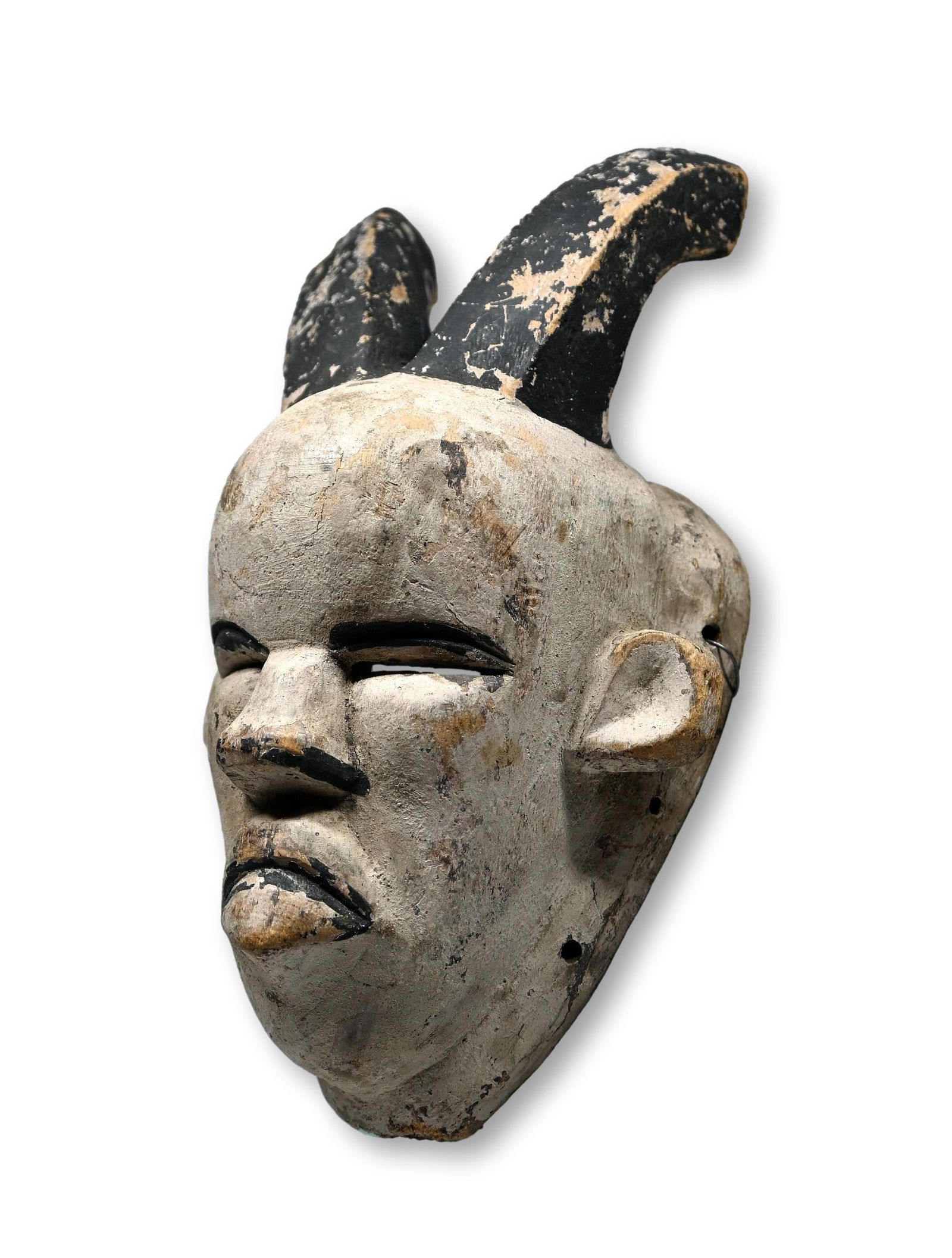 Old Ogoni Horned mask (1 of 5)