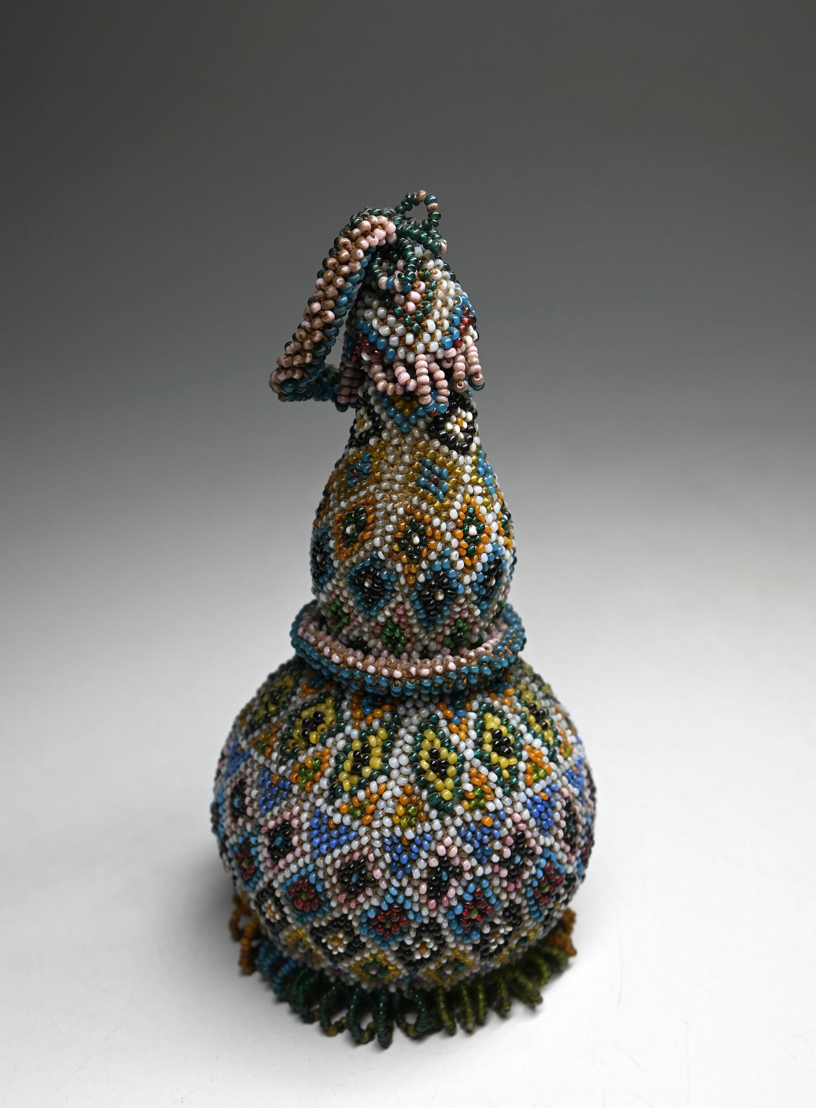A Fine Zulu Snuff Bottle Ex Kahan Gallery (1 of 5)