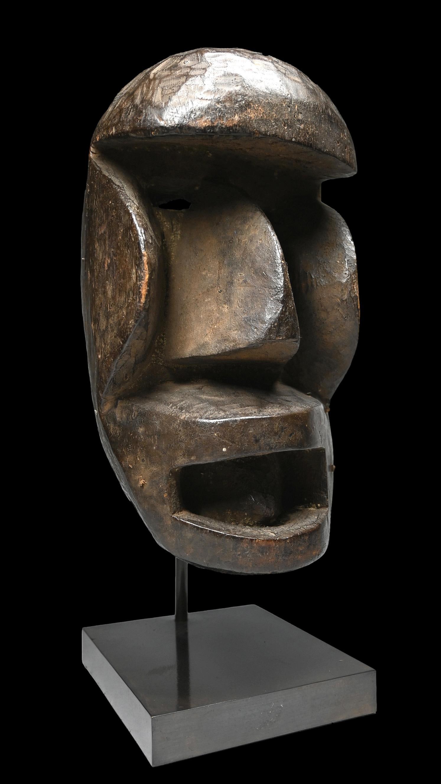 Dan Kagle Mask Ex Christies London (1 of 6)