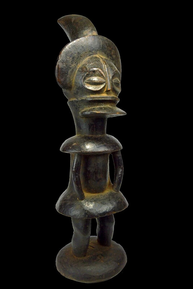 A Chokwe Chikunza Sculpture Ex Levitt Collection. (1 of 6)
